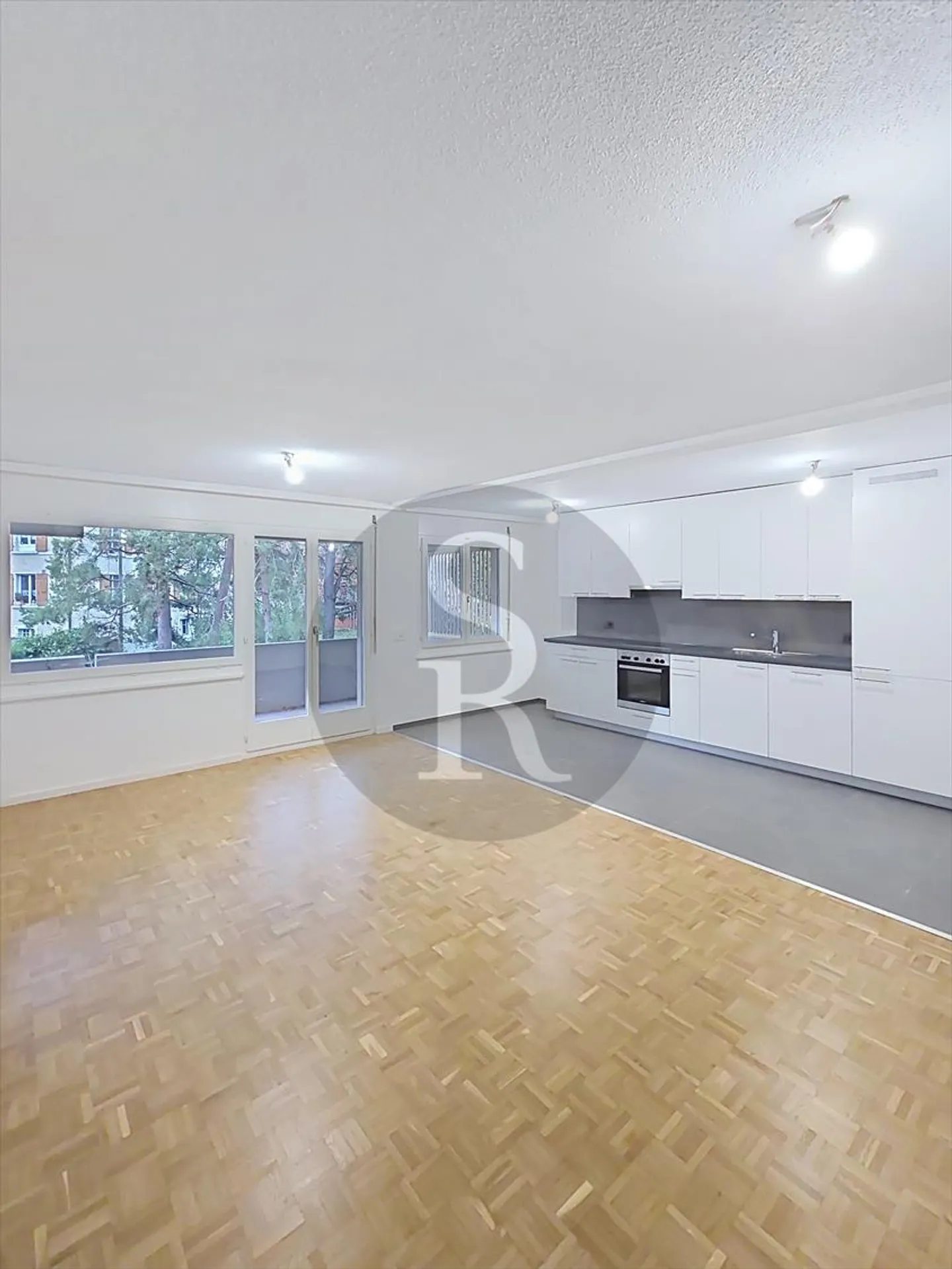 Appartement 4.5 pièces - Photo 2 sur 9