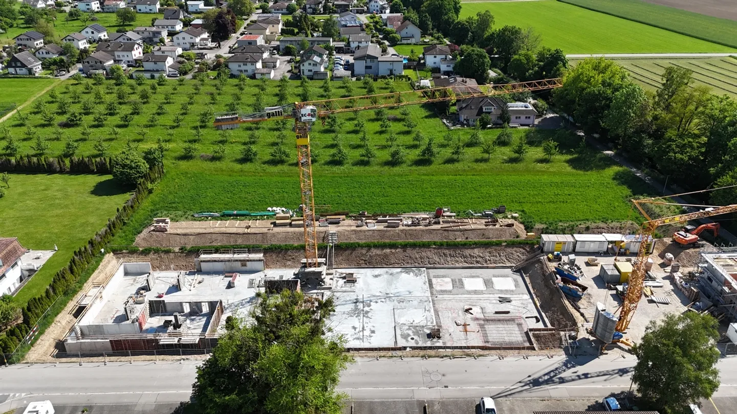 4.5 Z.-Wohnung OG, 125m2 Netto Wohnfläche, 23.5m2 gedeckter Sitzplatz - Foto 12 von 16