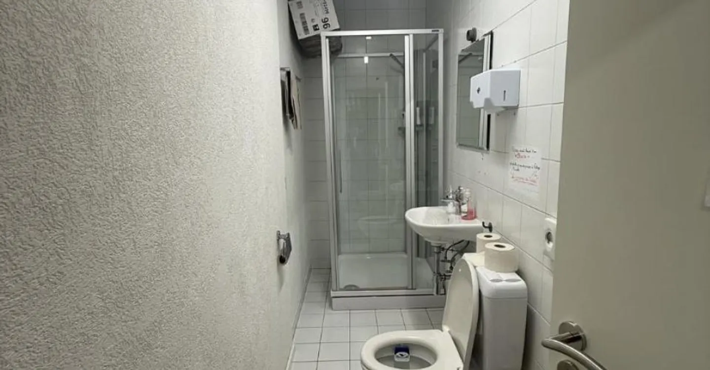 Zu vermieten - Büro von 160m2 im Herzen von Montreux! - Foto 5 von 5