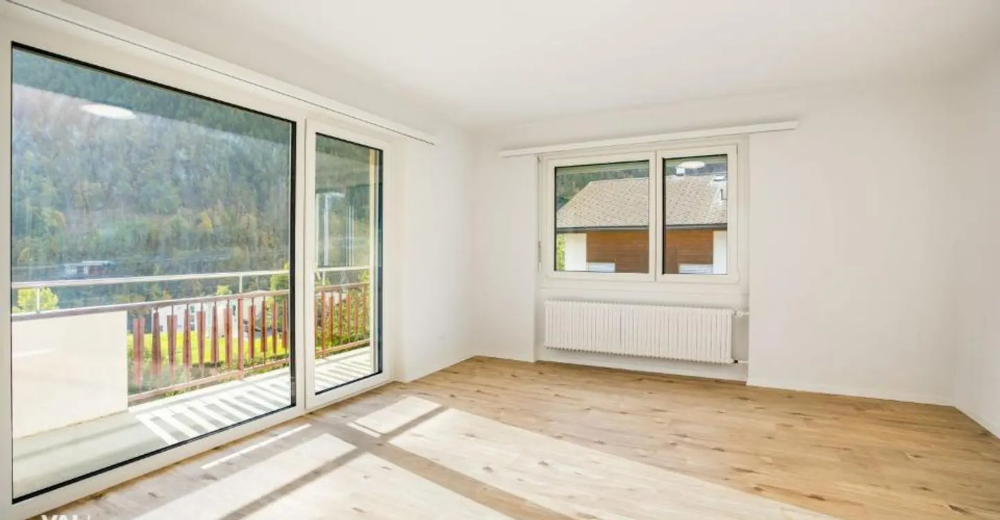 Renovated Apartment with Mountain View - Photo 2 of 12