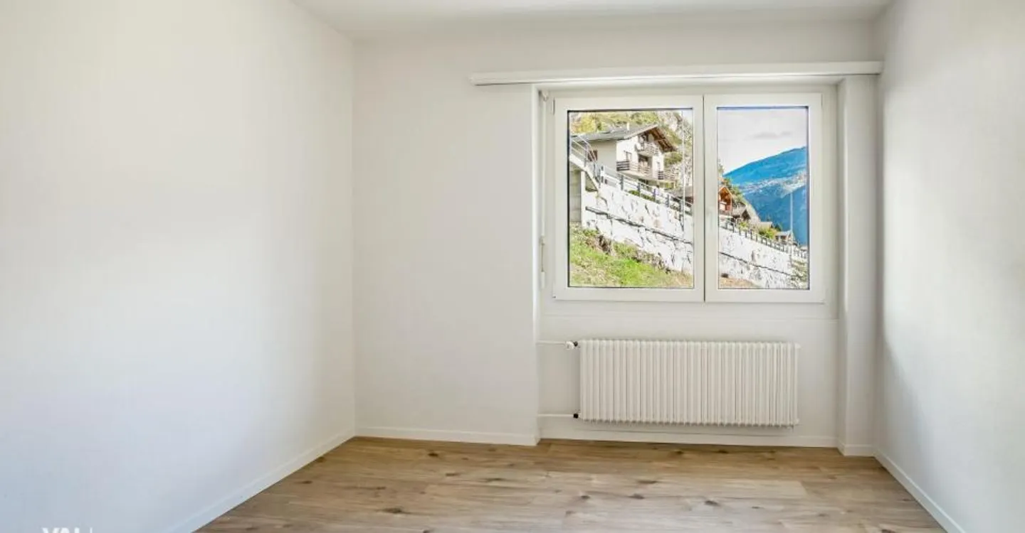 Renovated Apartment with Mountain View - Photo 8 of 12