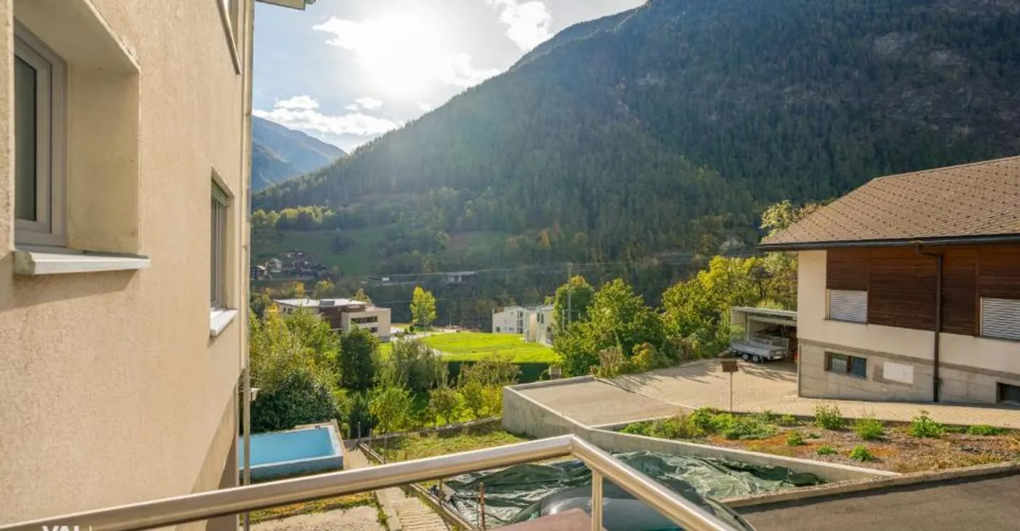 Renovated Apartment with Mountain View - Photo 11 of 12