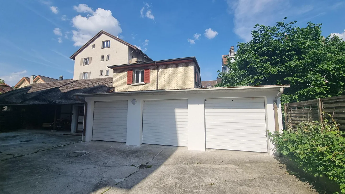 zentrale Garagenbox in Winterthur - Foto 3 von 5