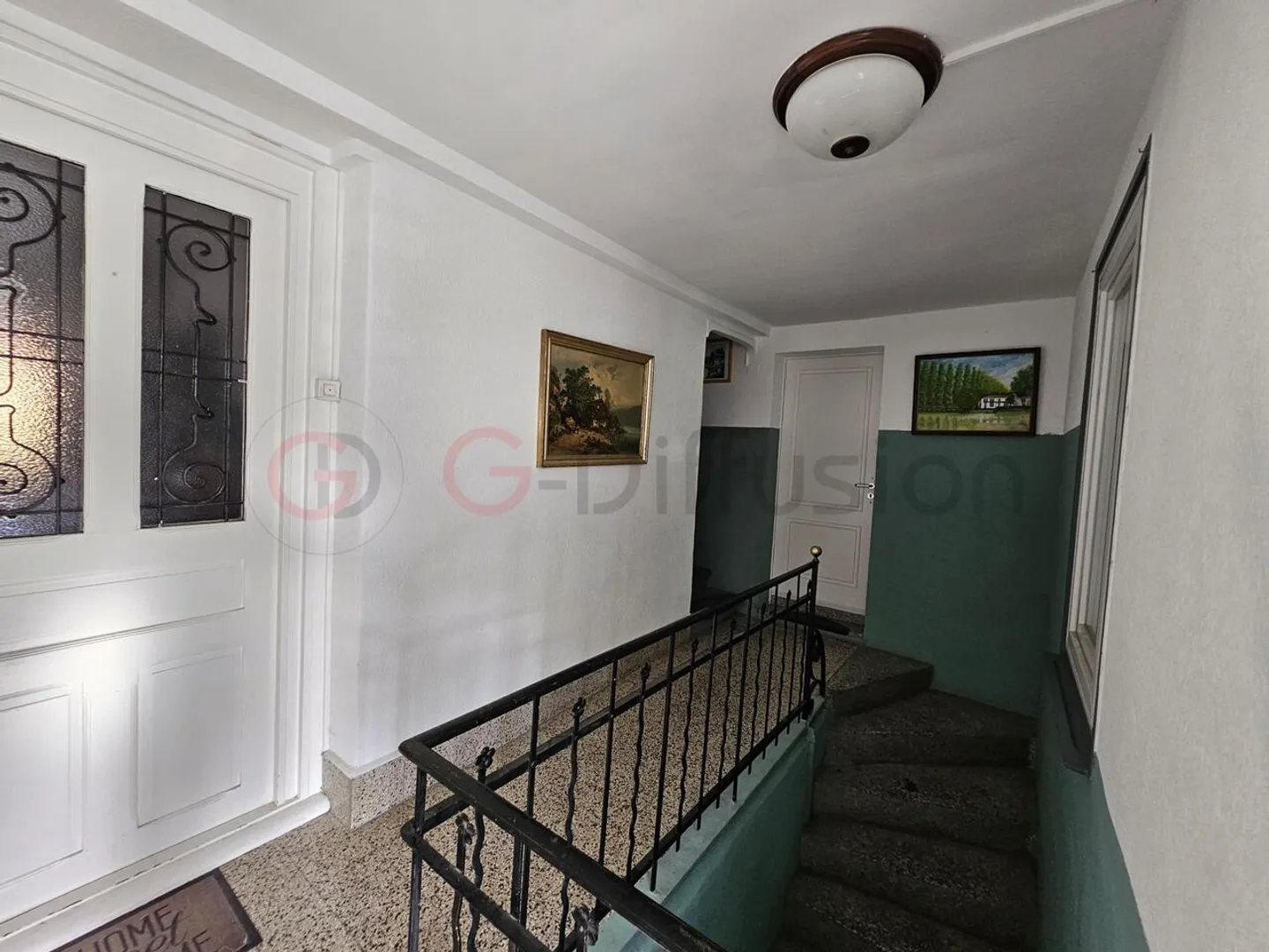 Edificio di rendimento - Foto 2 di 7