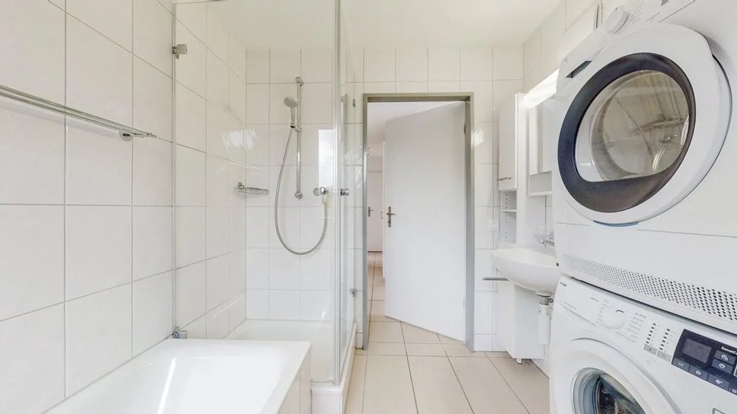 A casa in città, a casa nel verde - Benvenuti a Liestal! - Foto 6 di 12
