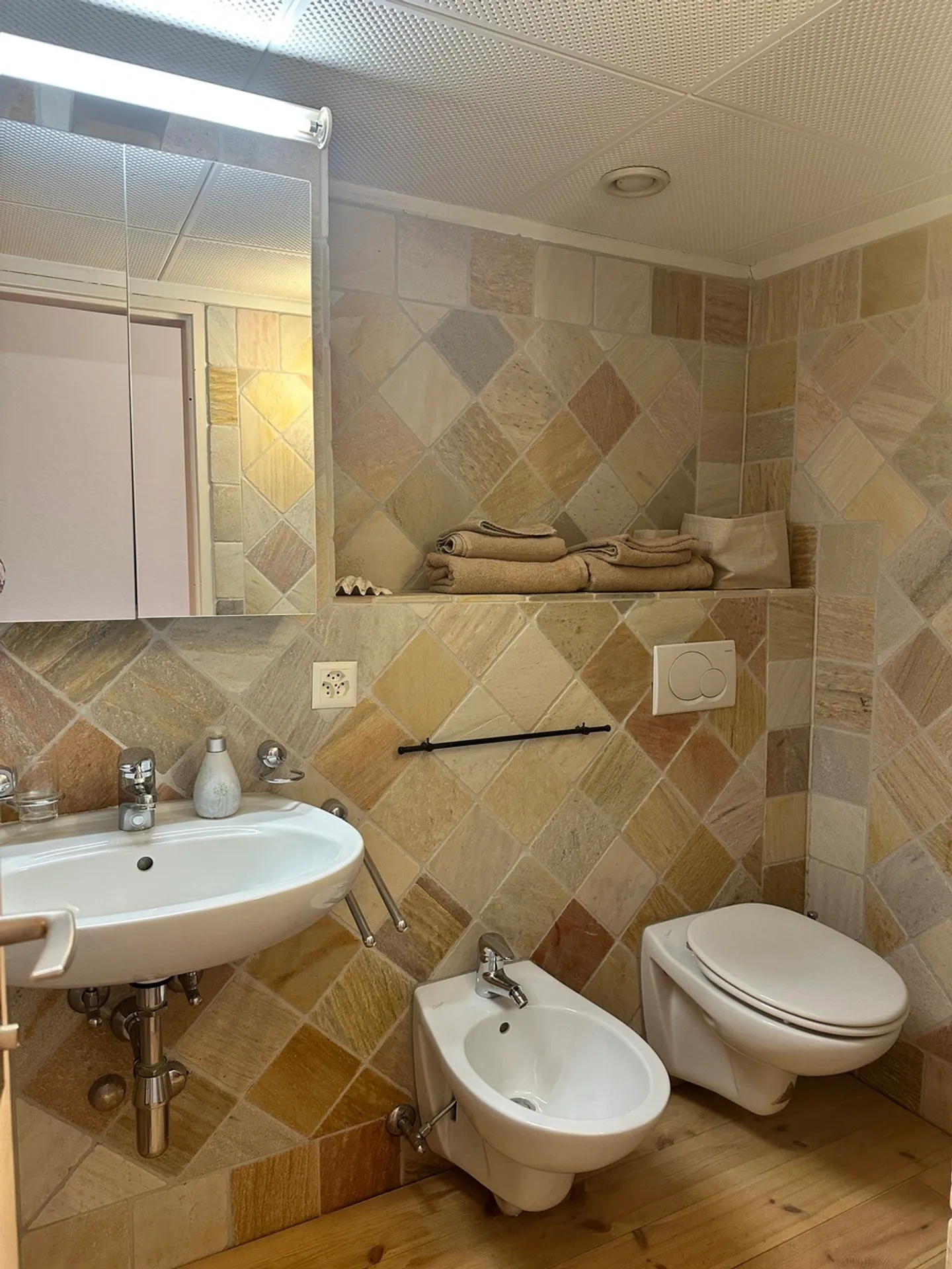 Charming studio close to the center of Crans - Photo 4 of 6