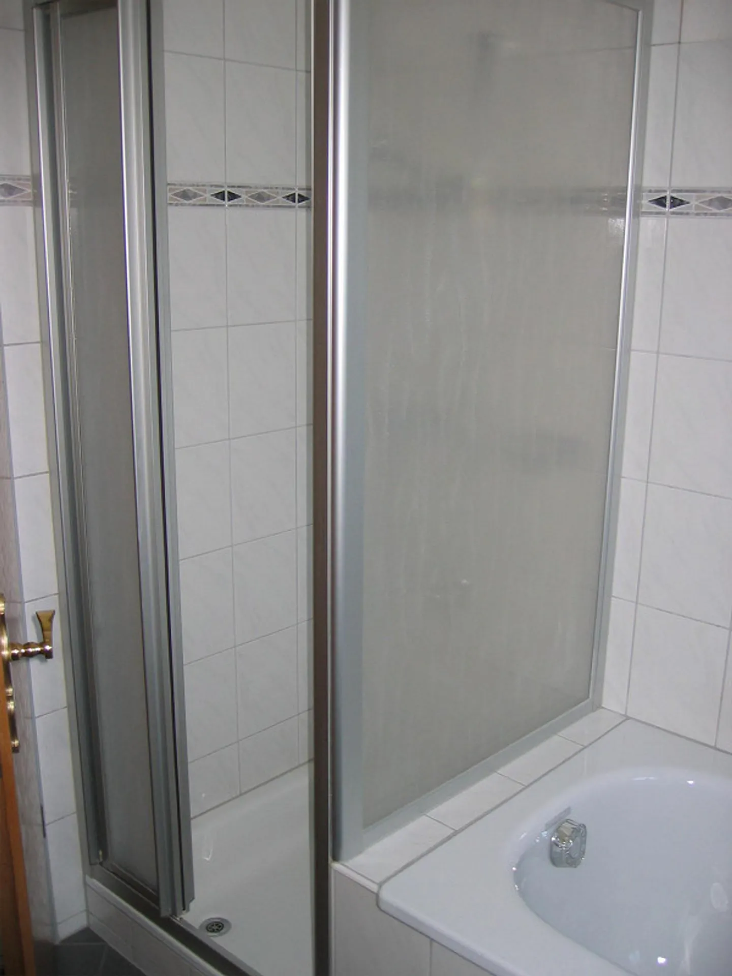 Beautiful and cozy 3.5 attic apartment - Photo 4 of 6