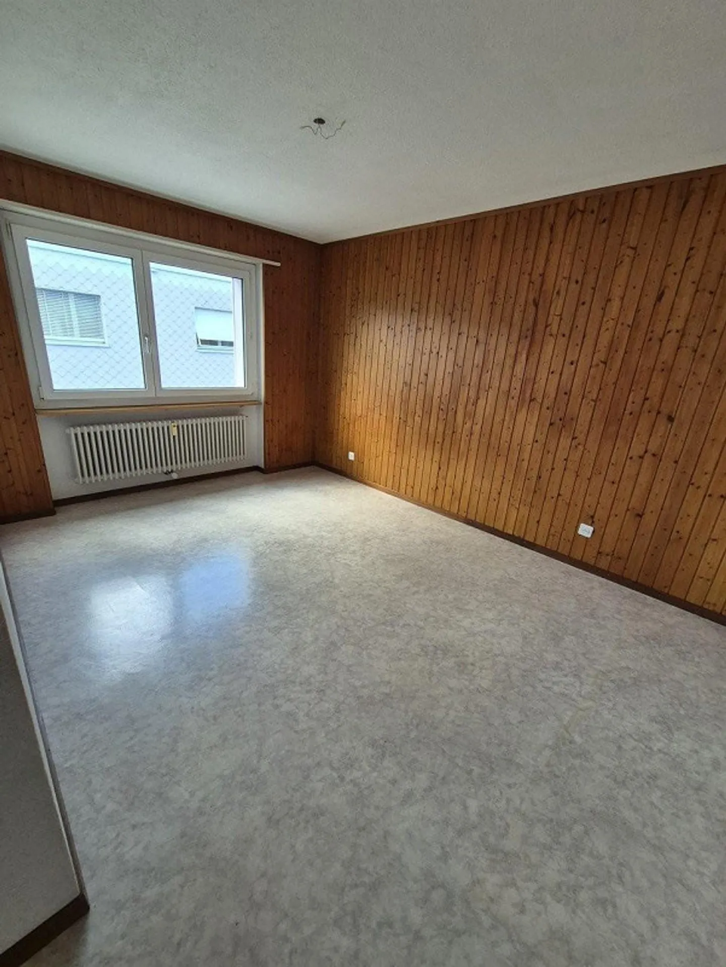 Ruhig gelegene 4- Zimmerwohnung in Thun-Dürrenast - Foto 2 von 4