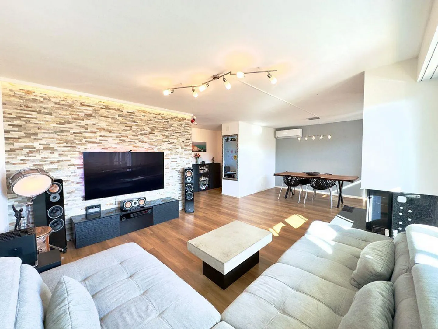 Charmante 4 1/2 Zimmerwohnung im sonnigen Möhlin - Foto 8 von 13