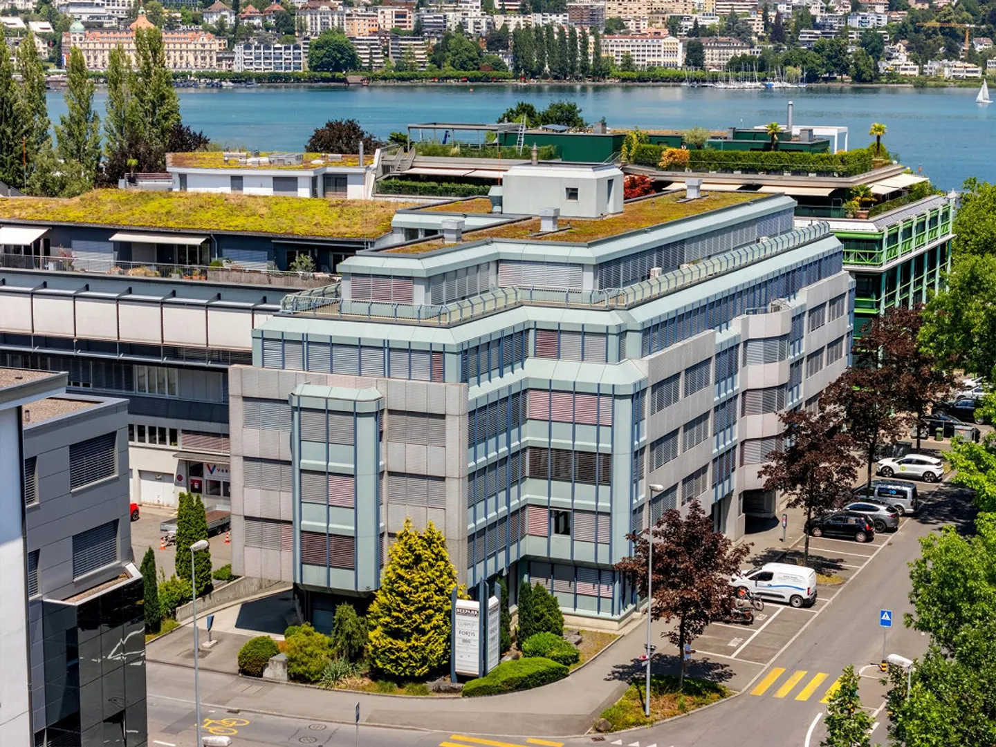 Office space in condominium at Lucerne Alpine Quay - Photo 2 of 9