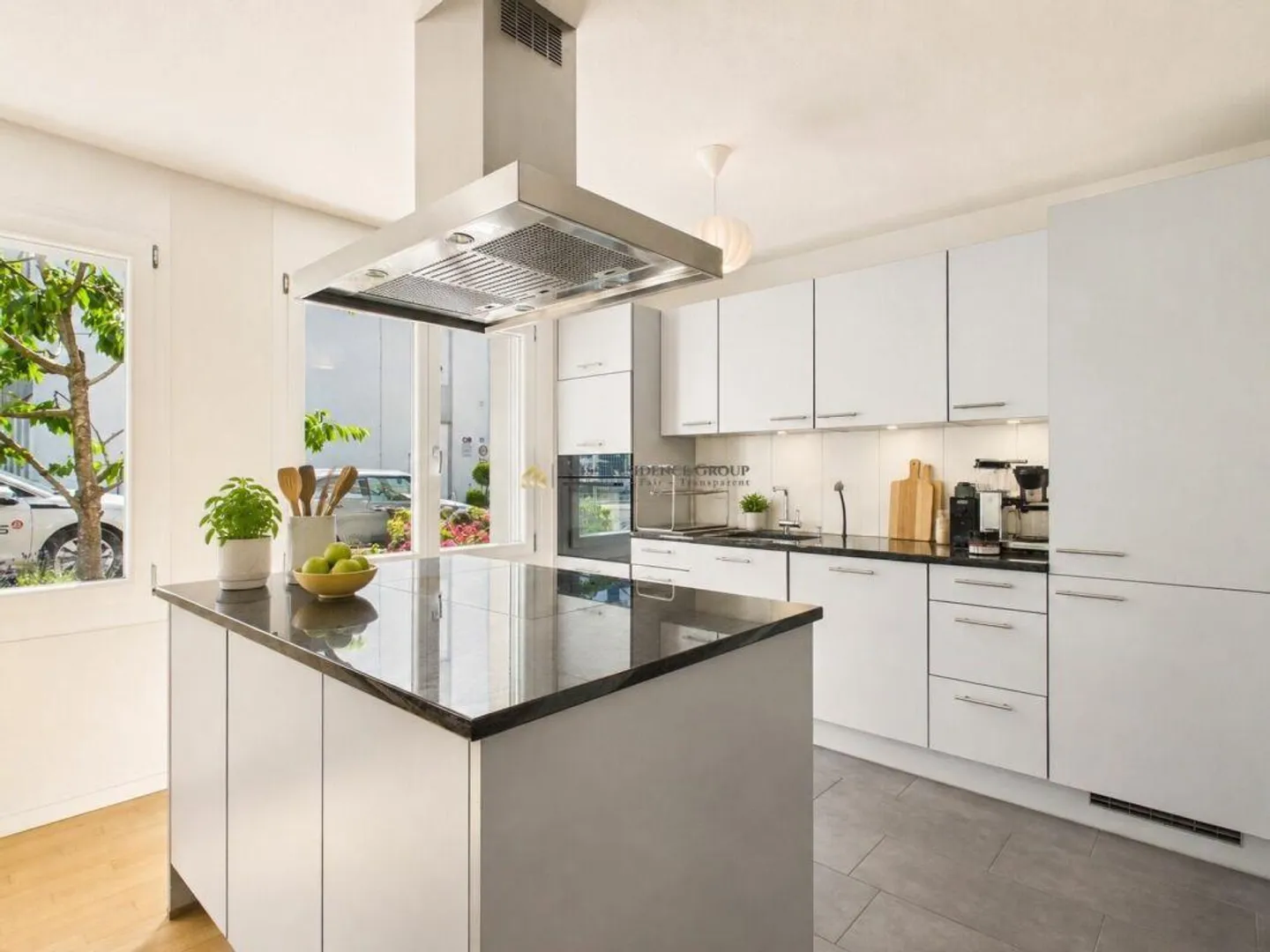 Appartamento moderno con terrazza - Foto 6 di 14