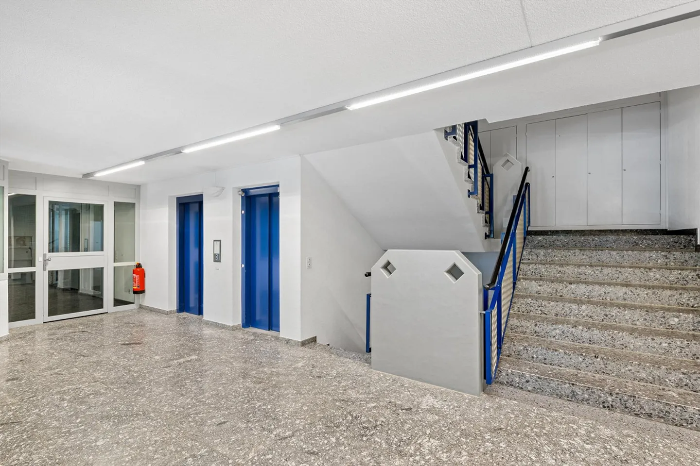 Office space in condominium at Lucerne Alpine Quay - Photo 3 of 9