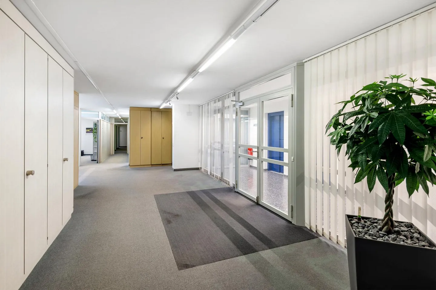 Office space in condominium at Lucerne Alpine Quay - Photo 8 of 9