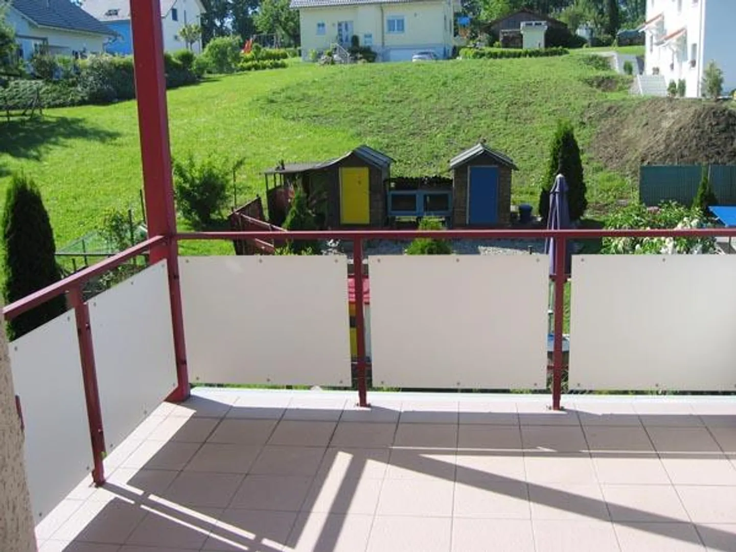 Beautiful and cozy 3.5 attic apartment - Photo 6 of 6