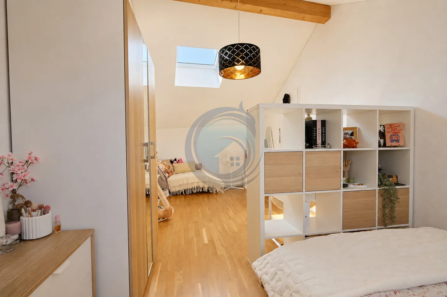 SUPERBO DUPLEX DI 4,5 LOCALI LUMINOSO E PIENO DI FASCINO - Foto 14 di 16