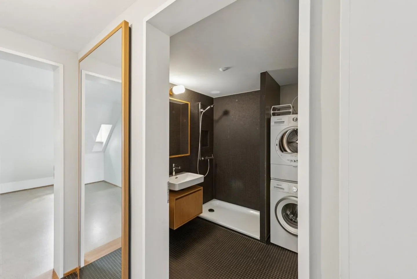 Charmante Maisonette in Zürich - Foto 4 von 9