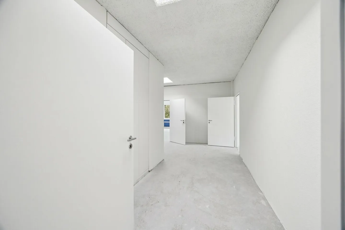 Espace de bureau/commercial de 186,2 m² dans un emplacement privilégié entre ZH, ZG et LU - Photo 7 sur 8