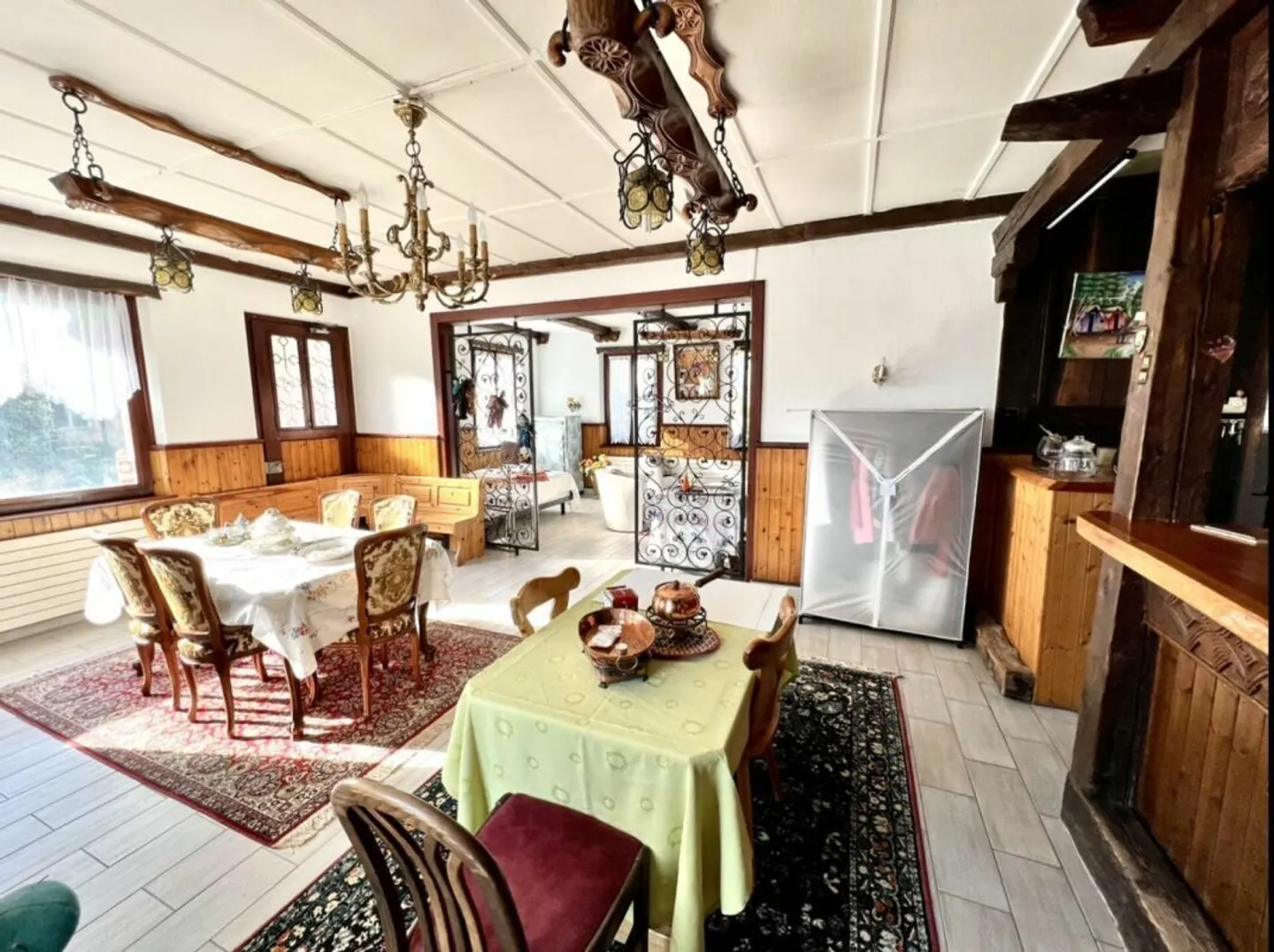 Casa nel villaggio con 15 camere a Grône - Foto 7 di 20