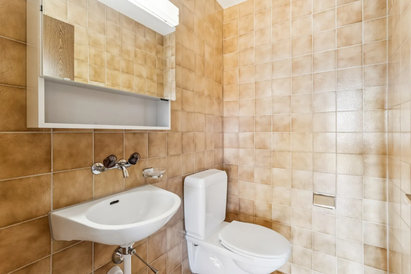 Charmante 2.5-Zimmer-Wohnung - Foto 2 von 3