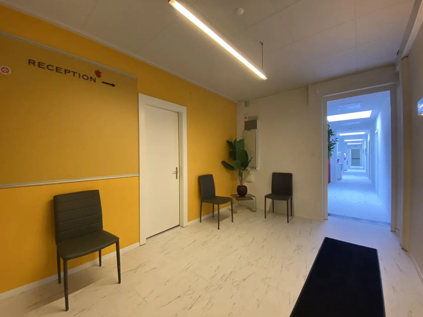 Grande ufficio a Neuchâtel / Studio medico - Foto 6 di 10