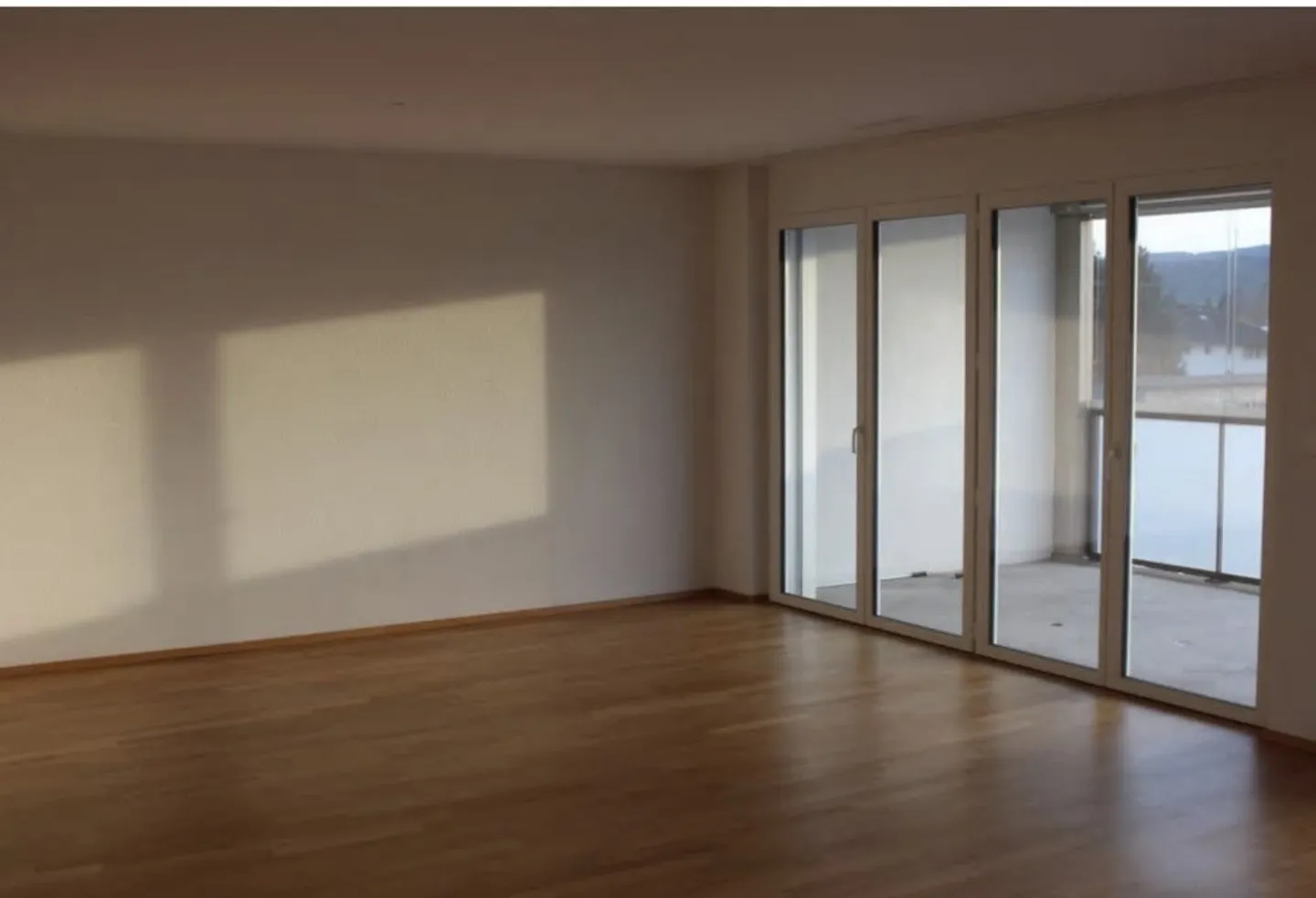2.5 Room Apartment - Photo 5 of 6