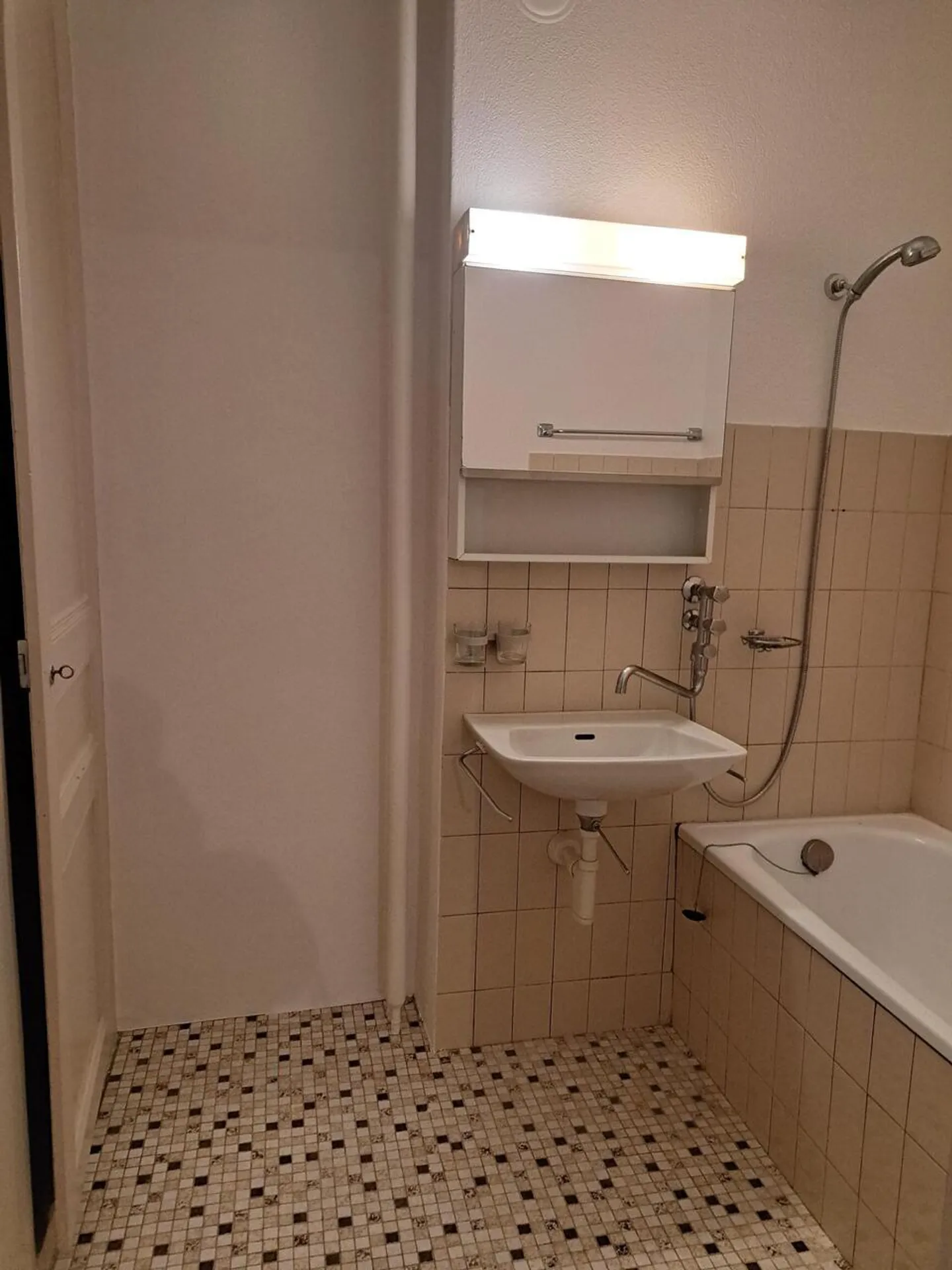 Appartement à louer - Photo 2 sur 7