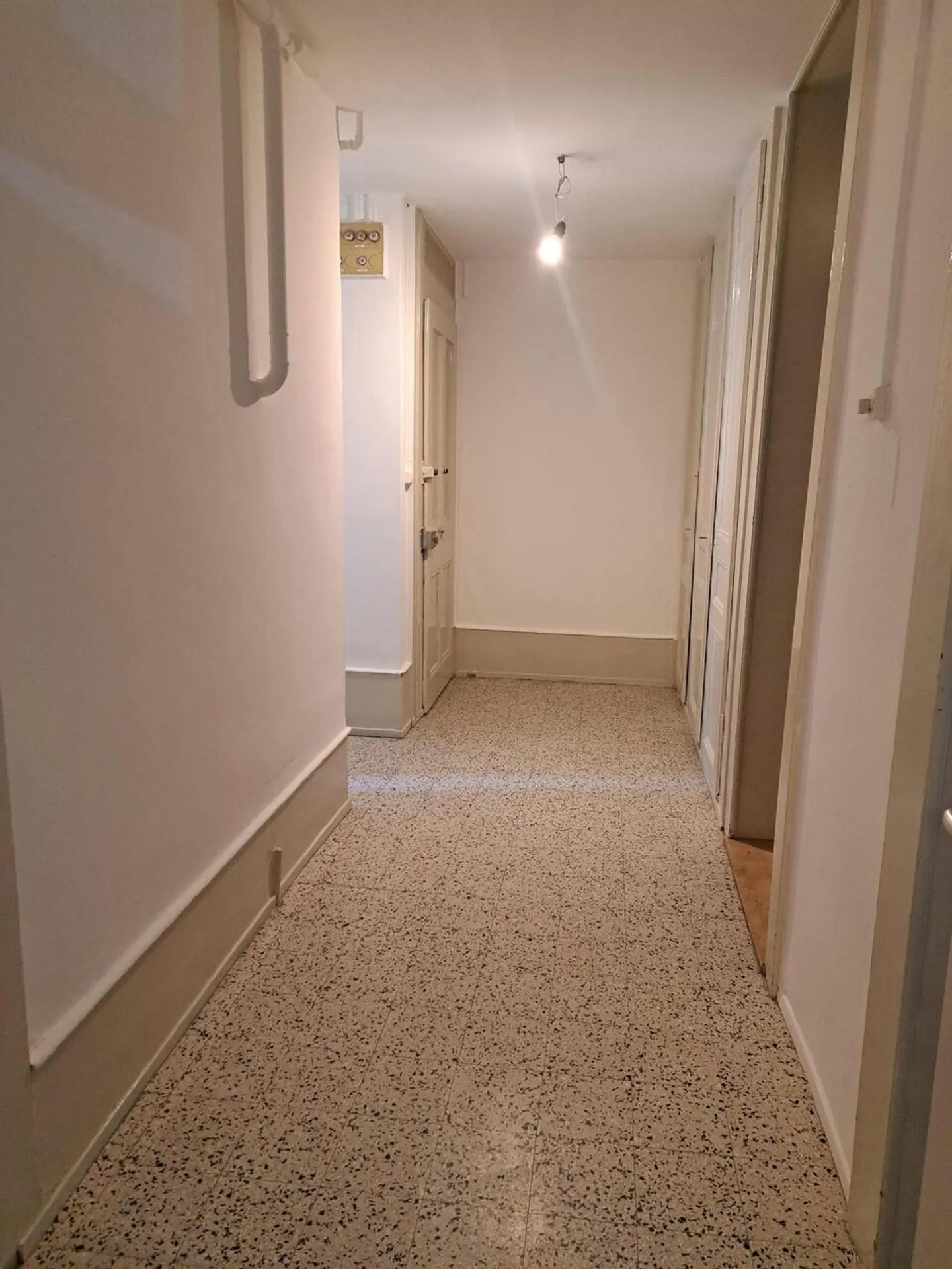 Appartement à louer - Photo 3 sur 7