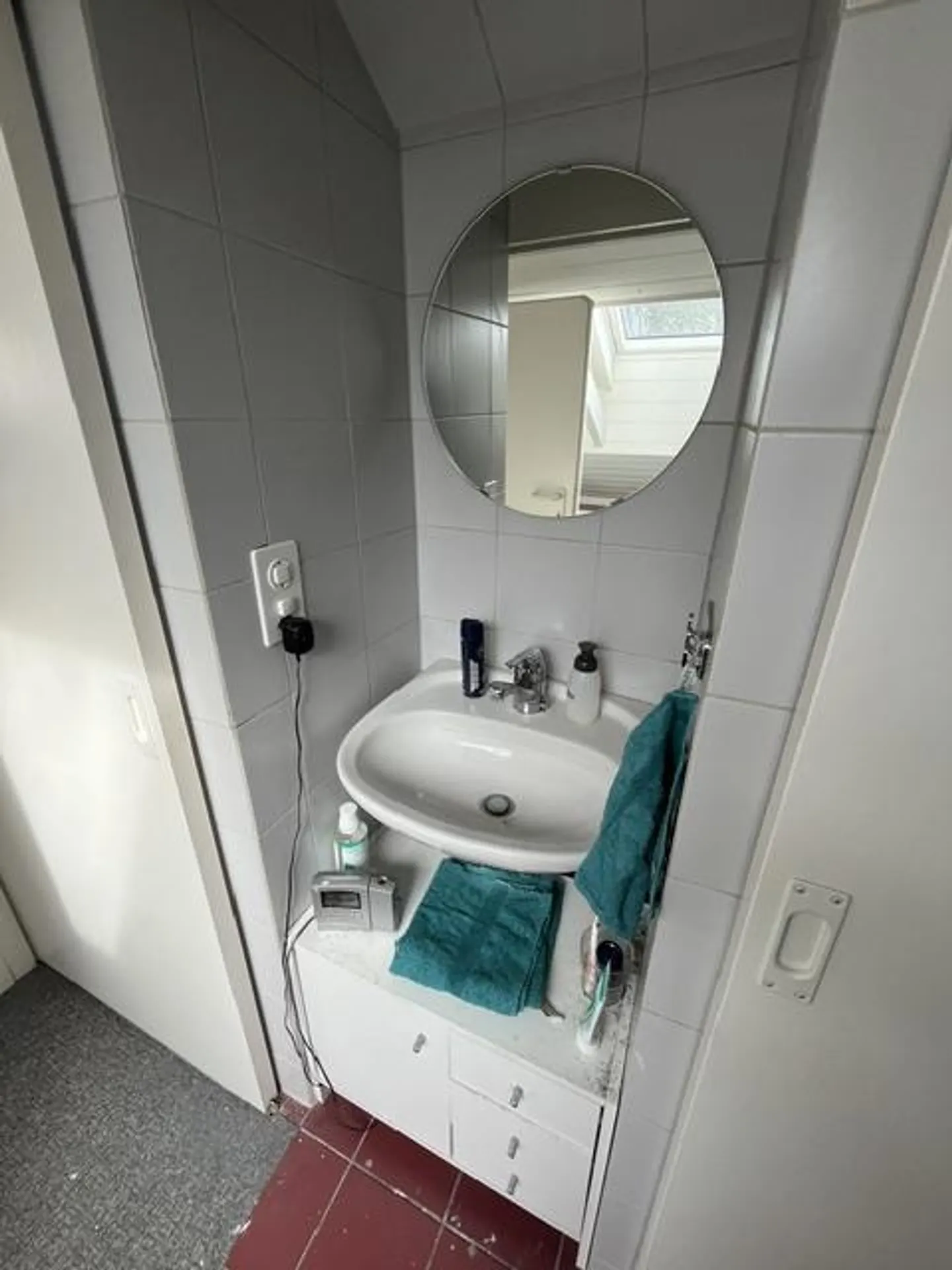Refined 3-room apartment with gallery - Photo 10 of 12