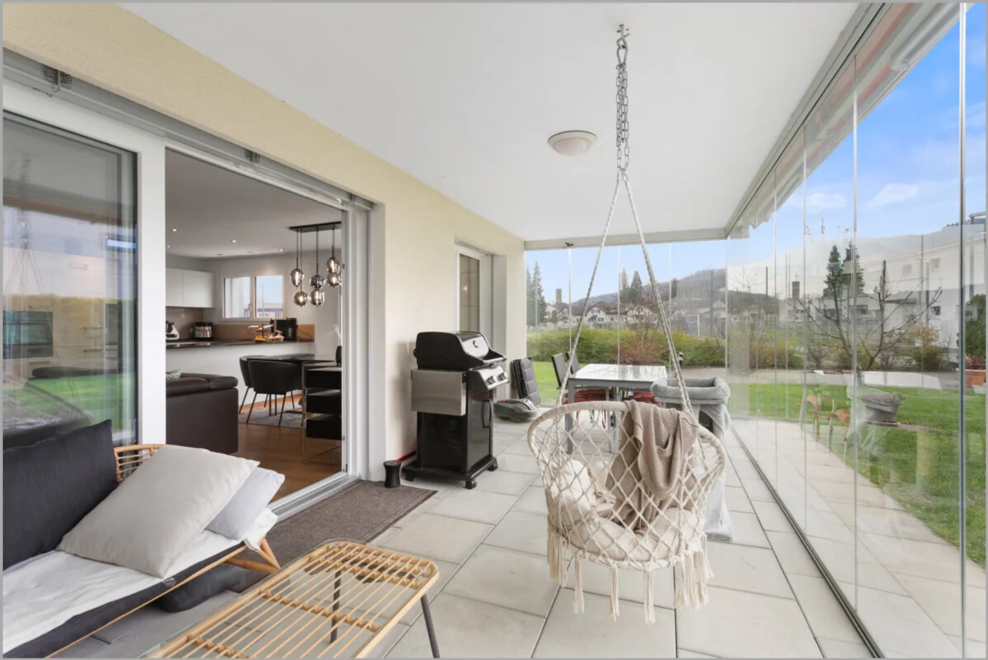 Dream home on the ground floor with generous garden area! - Photo 9 of 13