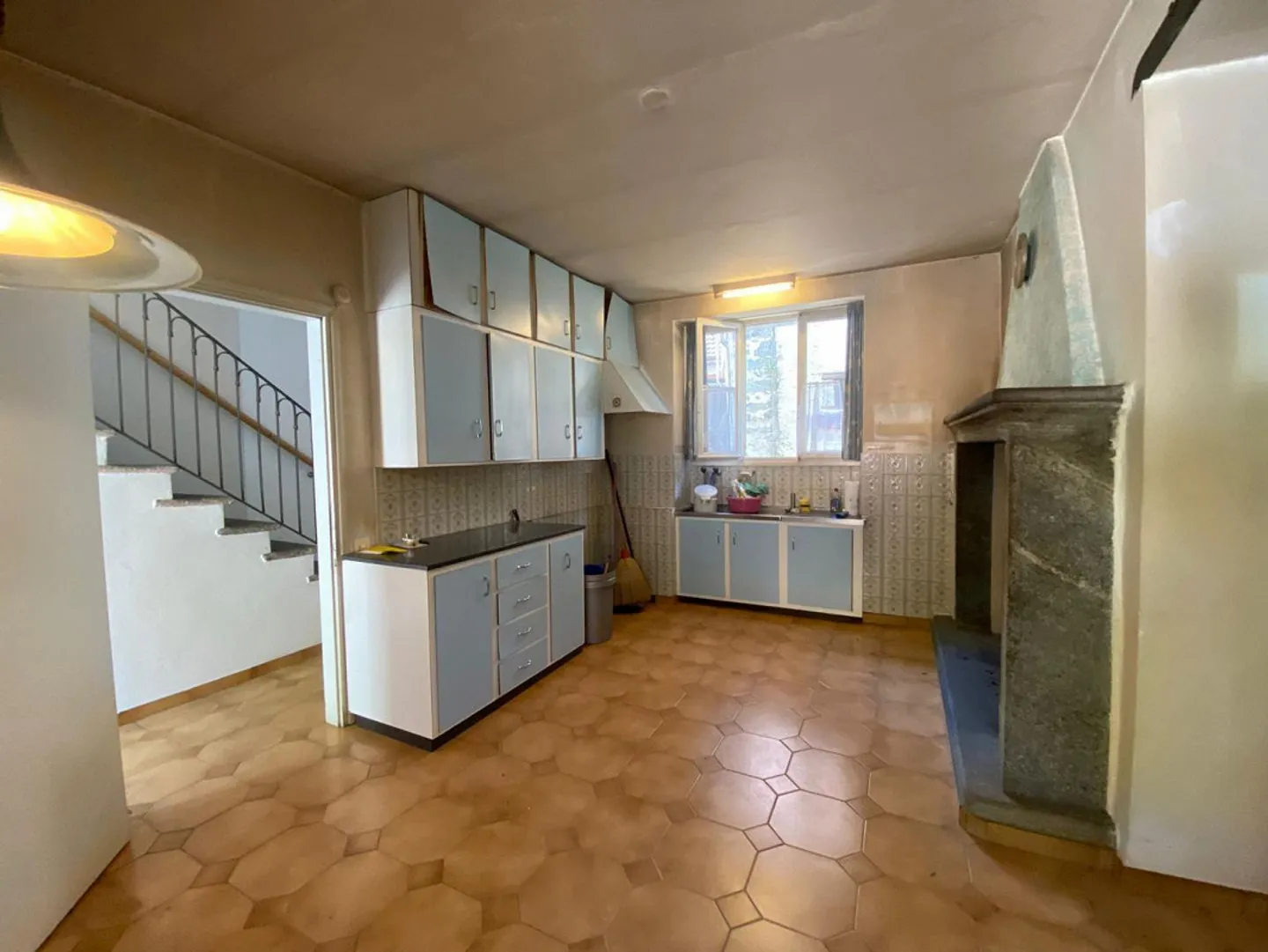 Maison dans le village - Photo 4 sur 31