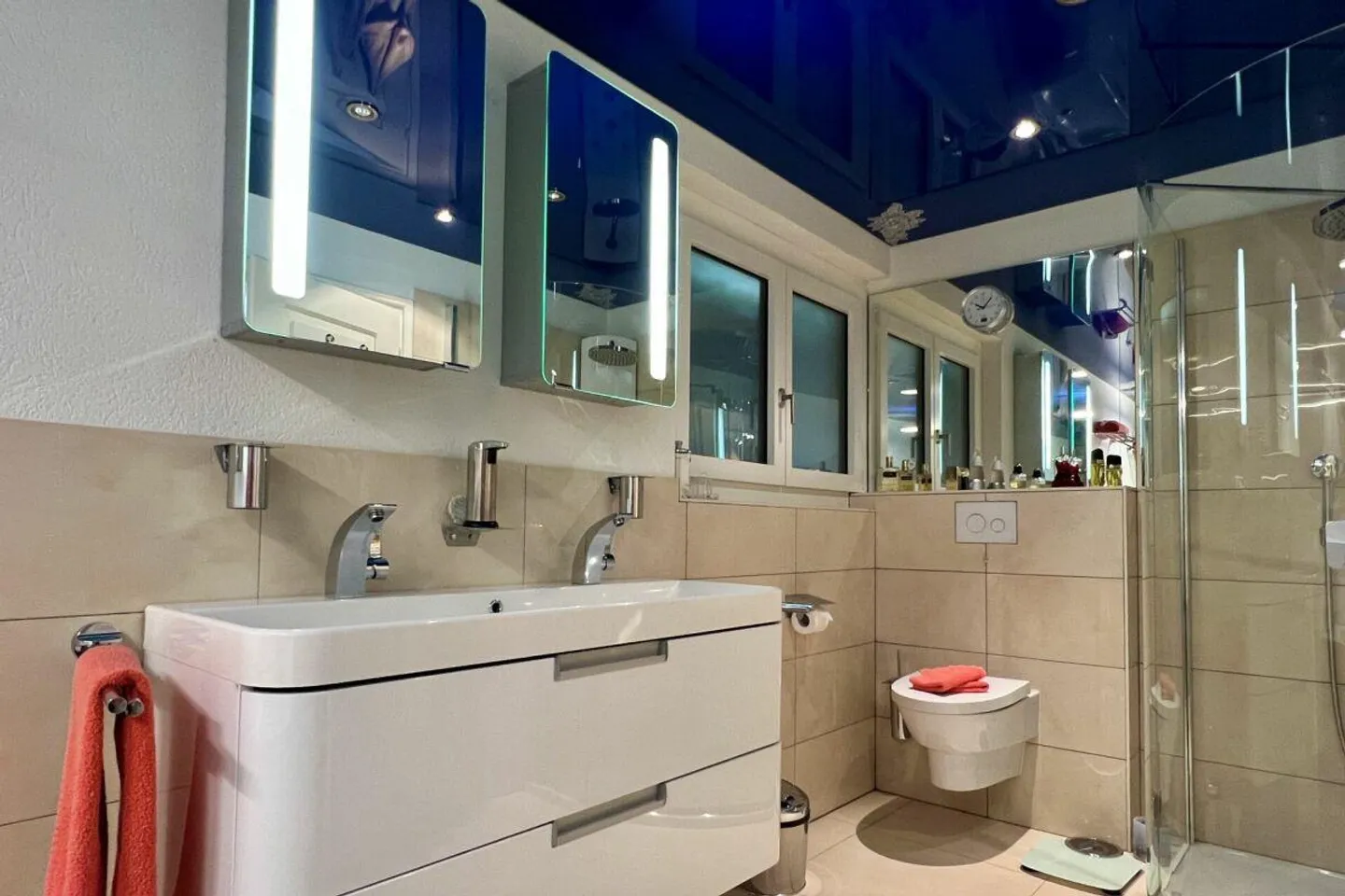Villa con piscina e appartamento per gli ospiti - Ideale per famiglie, ospiti o affitti per vacanze - Foto 15 di 30