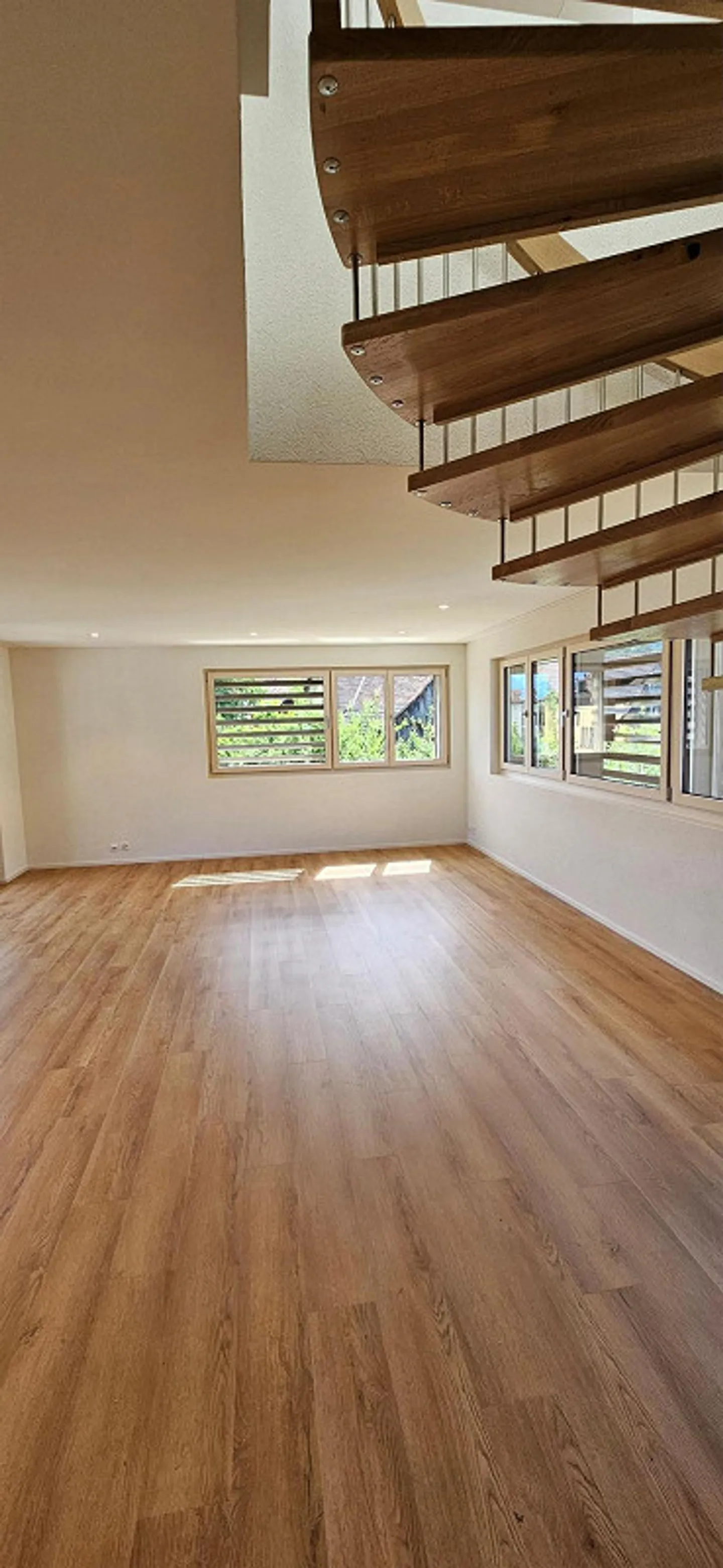 Moderno appartamento duplex di 2,5 stanze (92 m²) nel cuore di Marbach - Foto 8 di 19