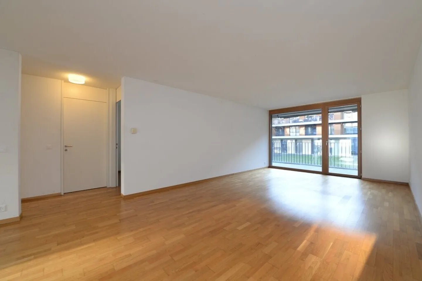 Dream apartment in the heart of Biel - Photo 2 of 11
