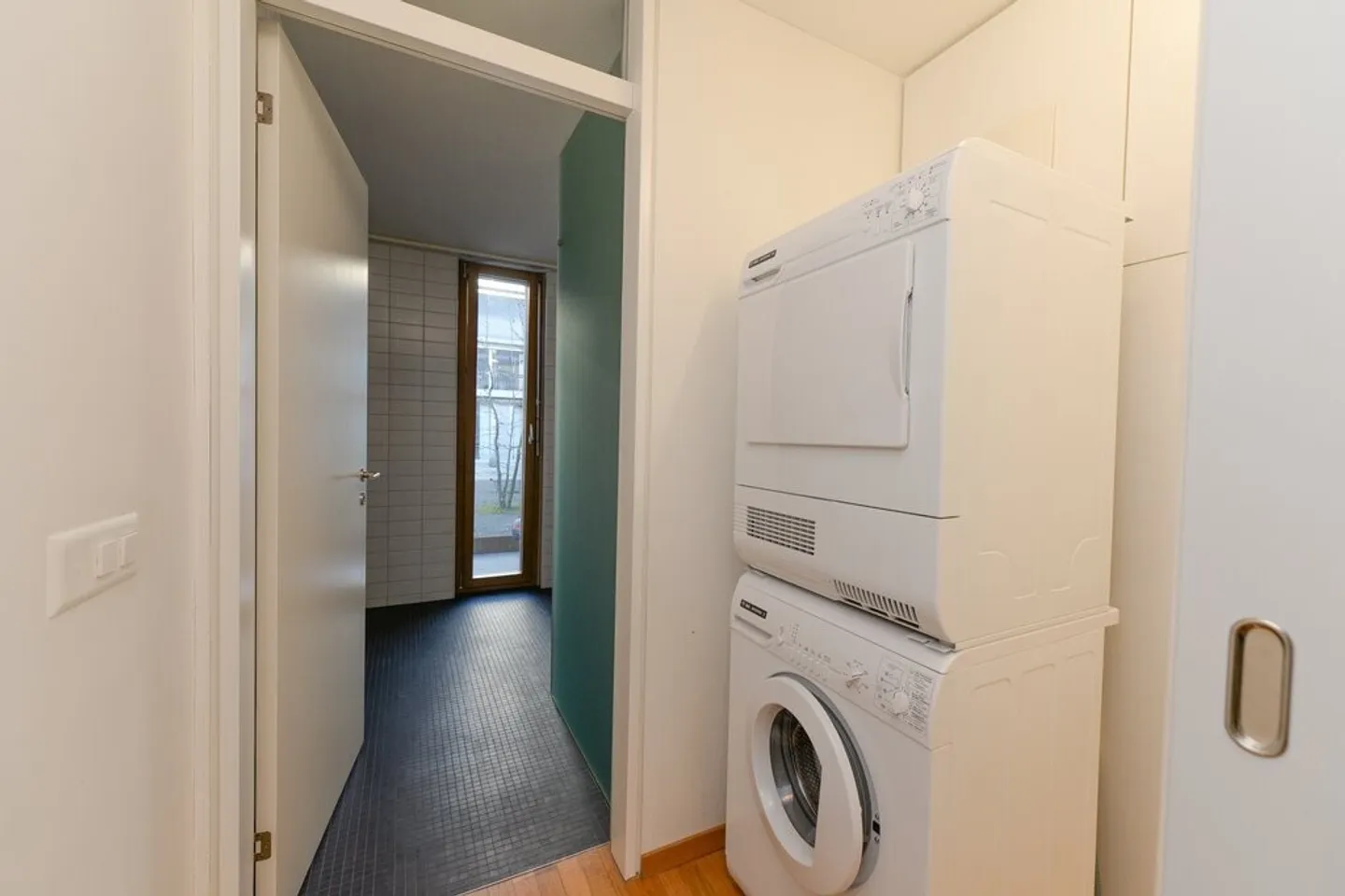 Dream apartment in the heart of Biel - Photo 10 of 11