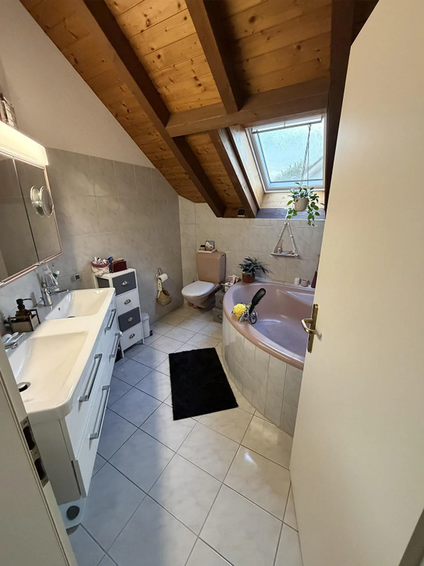 4.5-room apartment in the heart of Mühlau – ideal for nature lovers - Photo 5 of 9