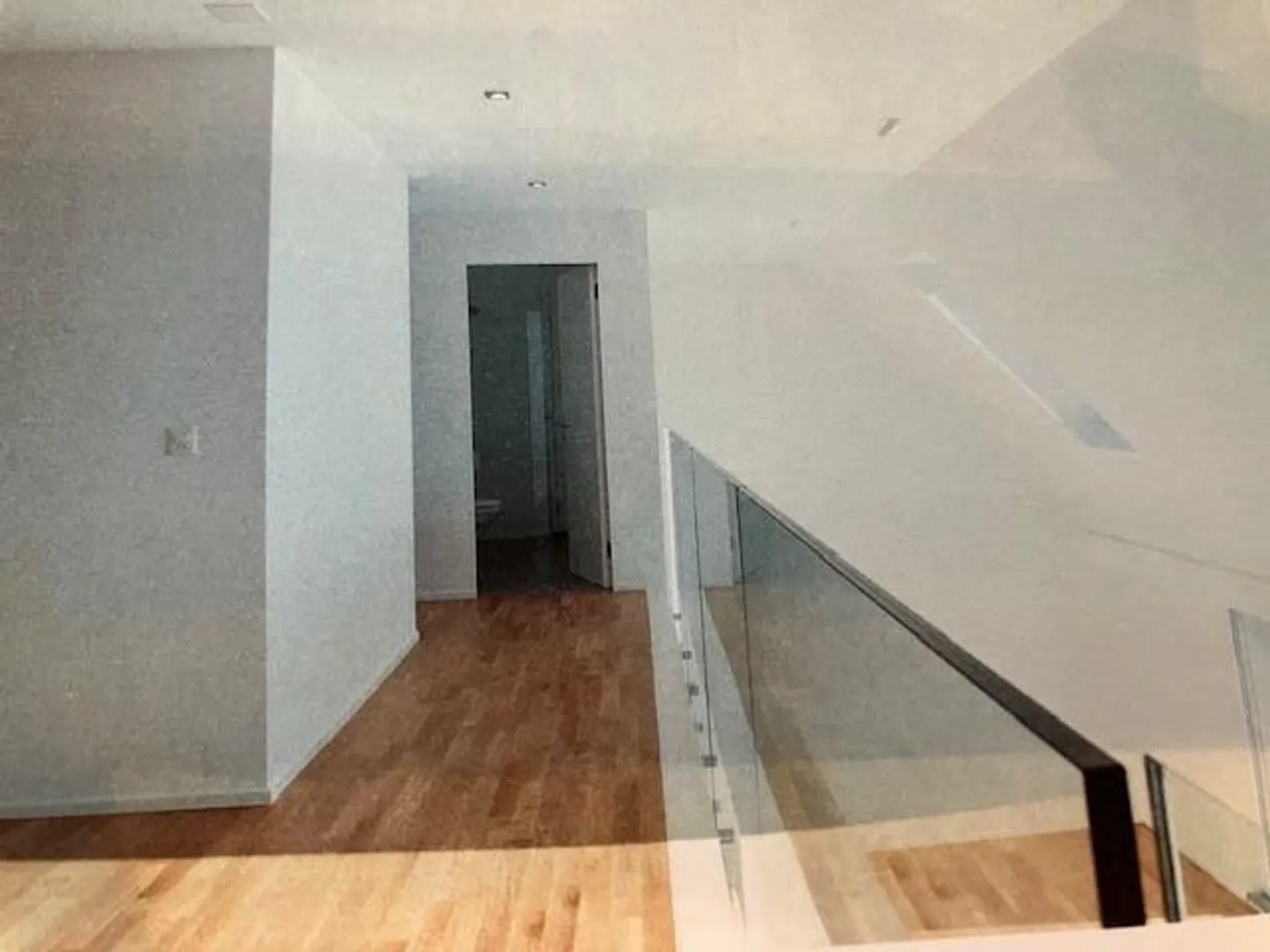 Über Dächern des St. Johann-Quartiers in der Nähe des Novartis-Campus - Foto 5 von 15