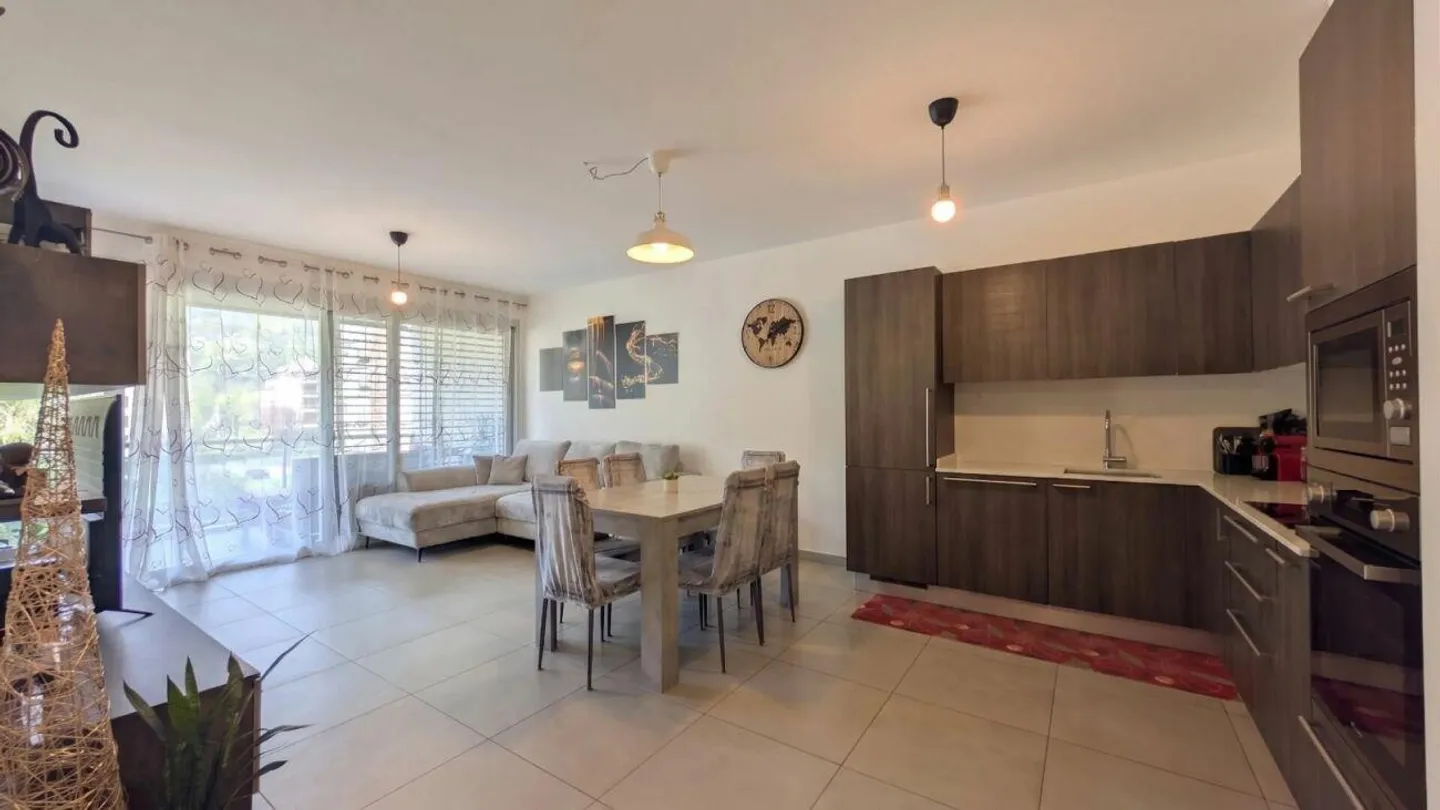 Contemporaneo, facilmente accessibile e ben collegato! - Foto 3 di 9