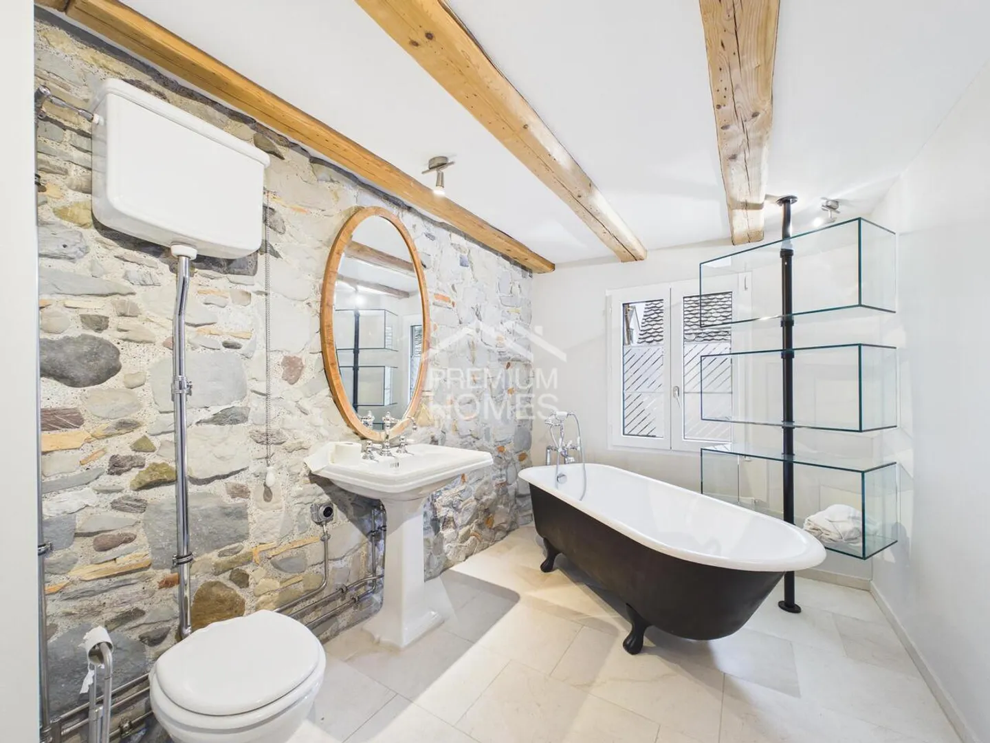 Proprietà senza tempo con panorama - Vista lago !!! - Foto 5 di 10