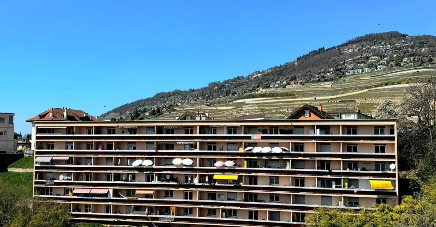 CDD until 31.01.2027 - 2-room apartment with balcony - Photo 1 of 1