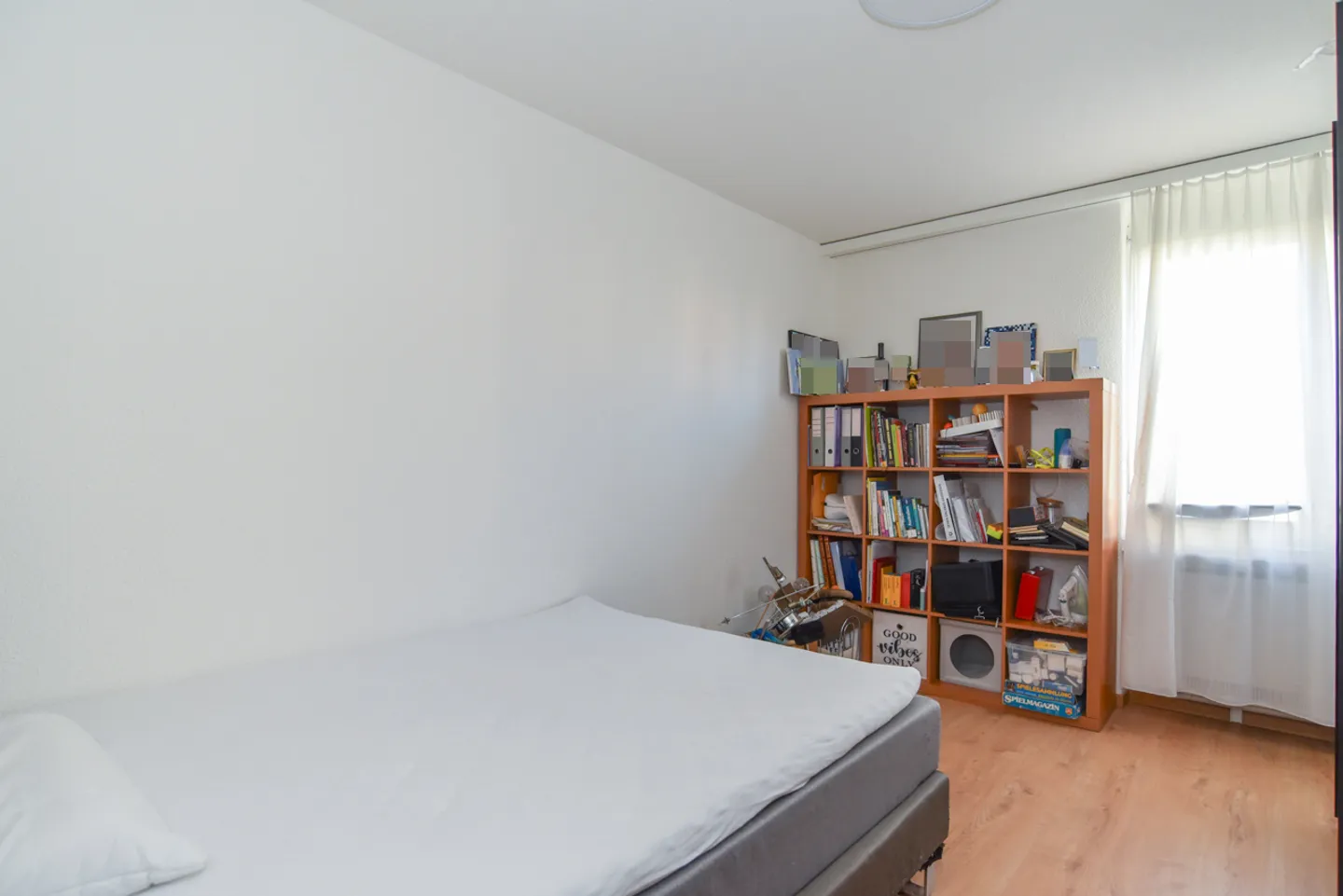 Renovated Ground Floor Apartment with Conservatory and Garden Area - Photo 10 of 13