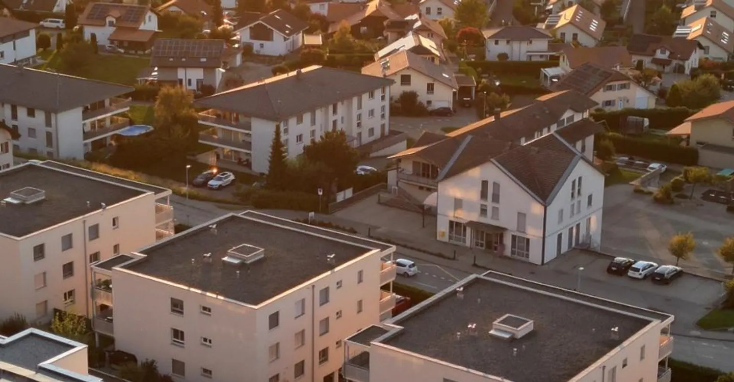 Magnifico appartamento di 4,5 locali con grande terrazza e vista - Foto 13 di 13