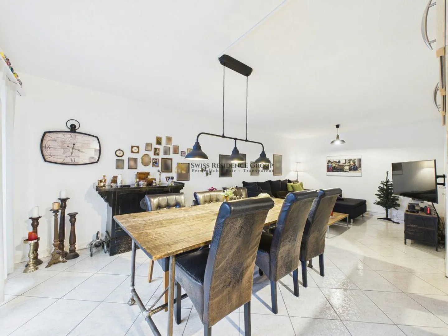 Condominium charmant avec style dans un emplacement privilégié à Pfäffikon ZH - Photo 1 sur 12