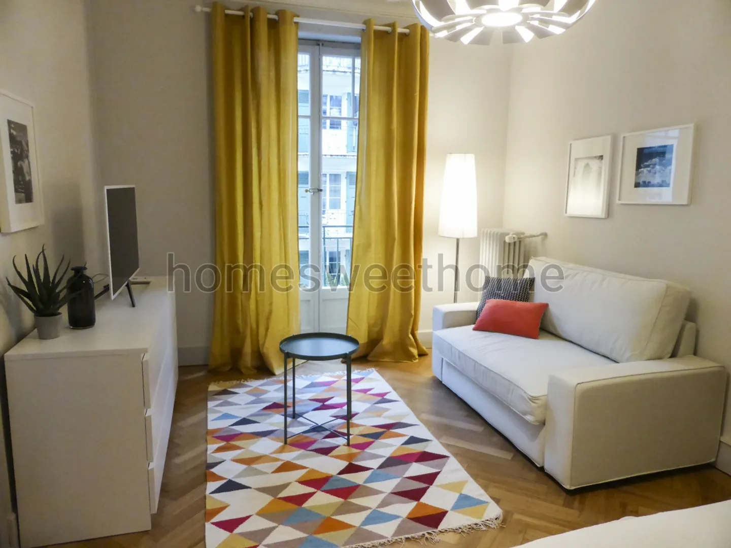 Furnished 2-room apartment - Photo 1 of 6