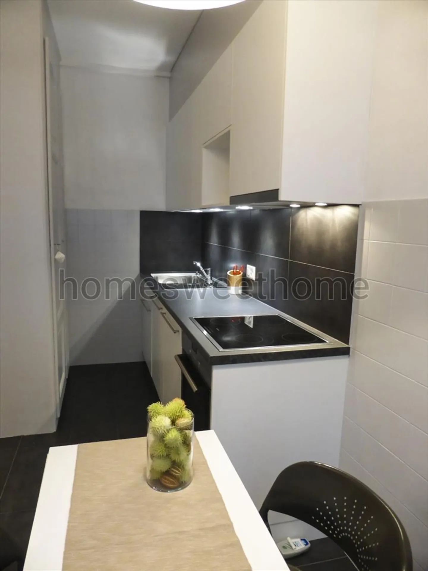 Furnished 2-room apartment - Photo 5 of 6