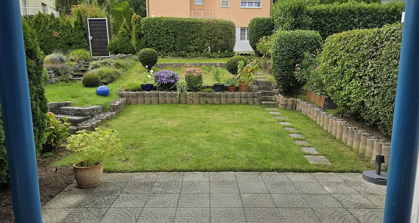 Incantevole casa a schiera di 6,5 stanze con giardino e vista magnifica - Foto 1 di 9