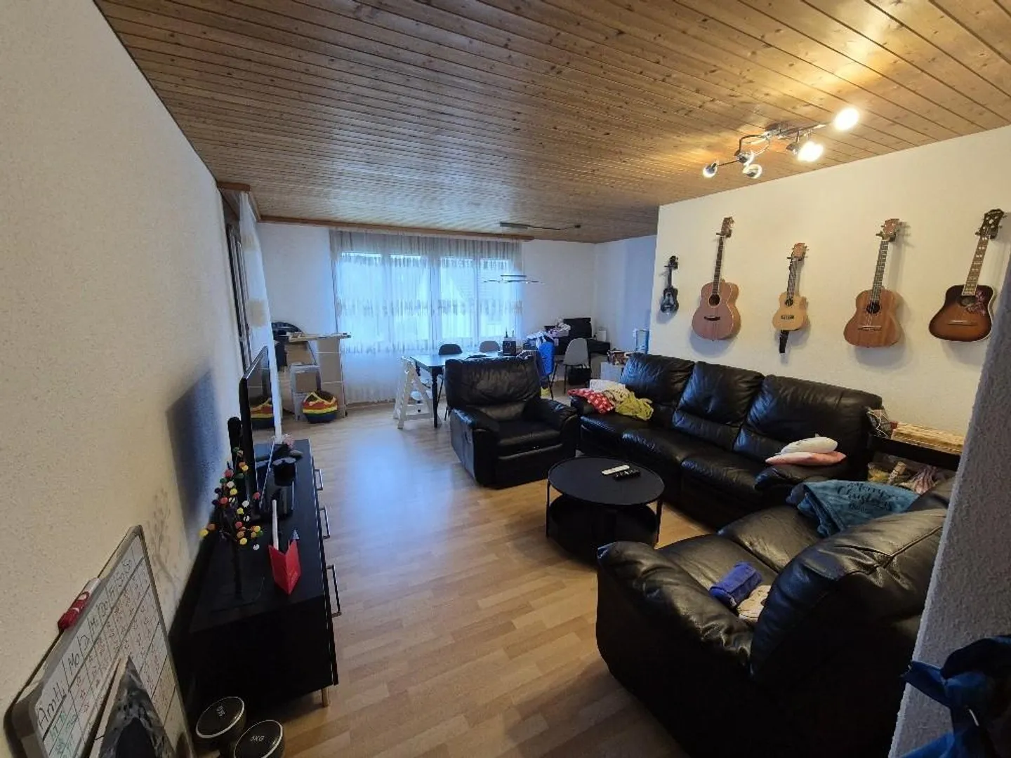 Appartement familial dans un emplacement central - Photo 3 sur 10