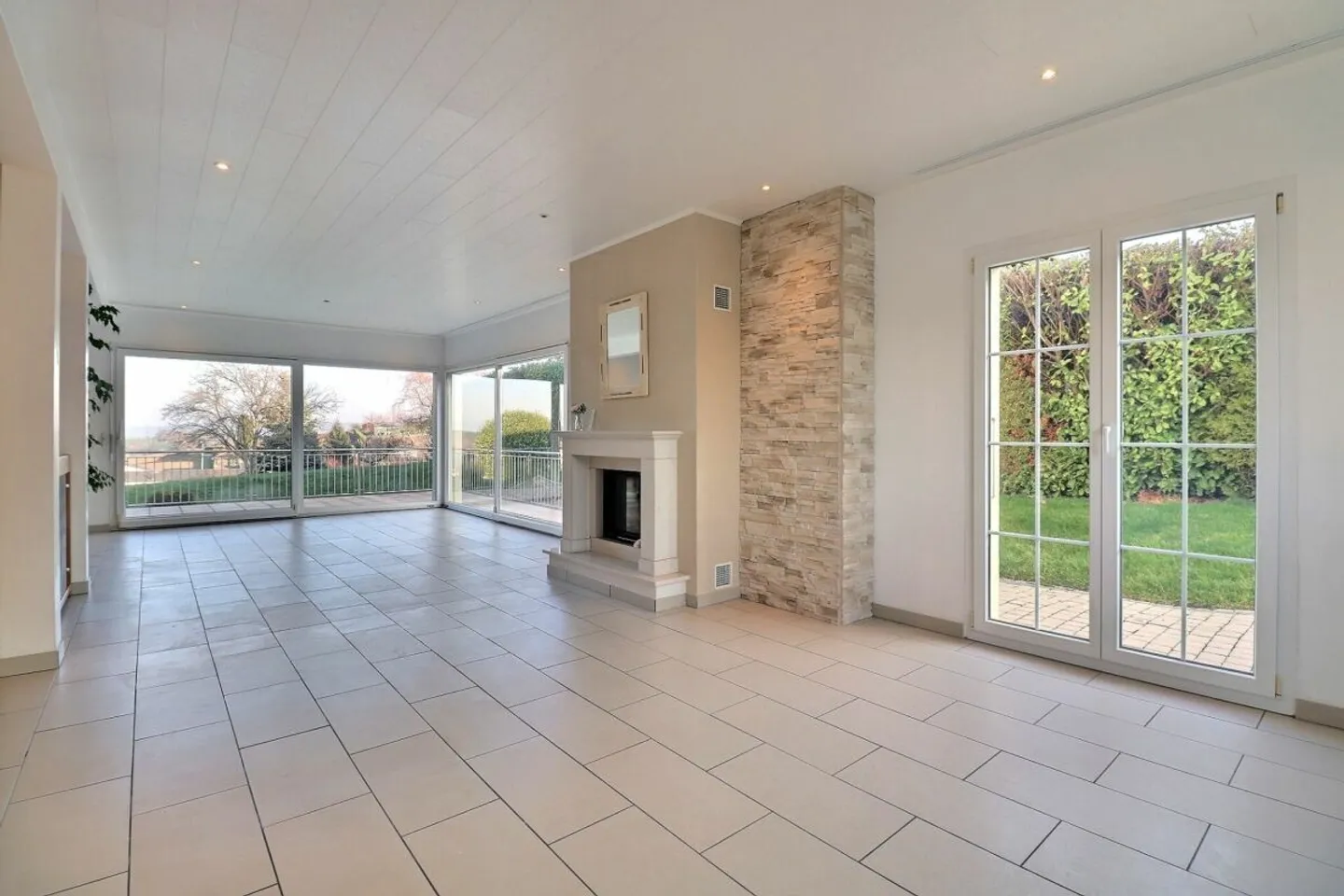 Magnificent single-family home with 6.5 rooms - Photo 3 of 18