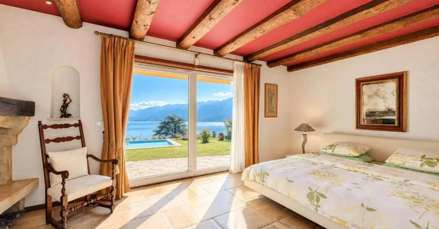 Elegant residence with panoramic views of the lake and the Lavaux vineyards - Photo 6 of 11