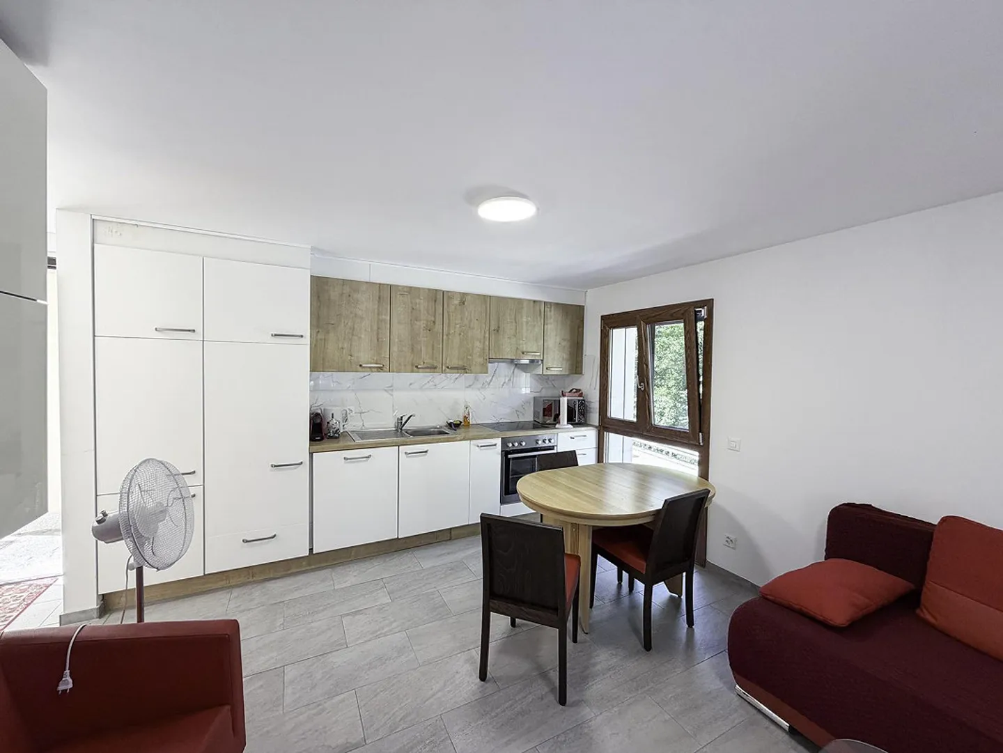 Haus mit 4 Wohnungen - Casa con 4 appartamenti - Vogorno - Foto 11 von 30