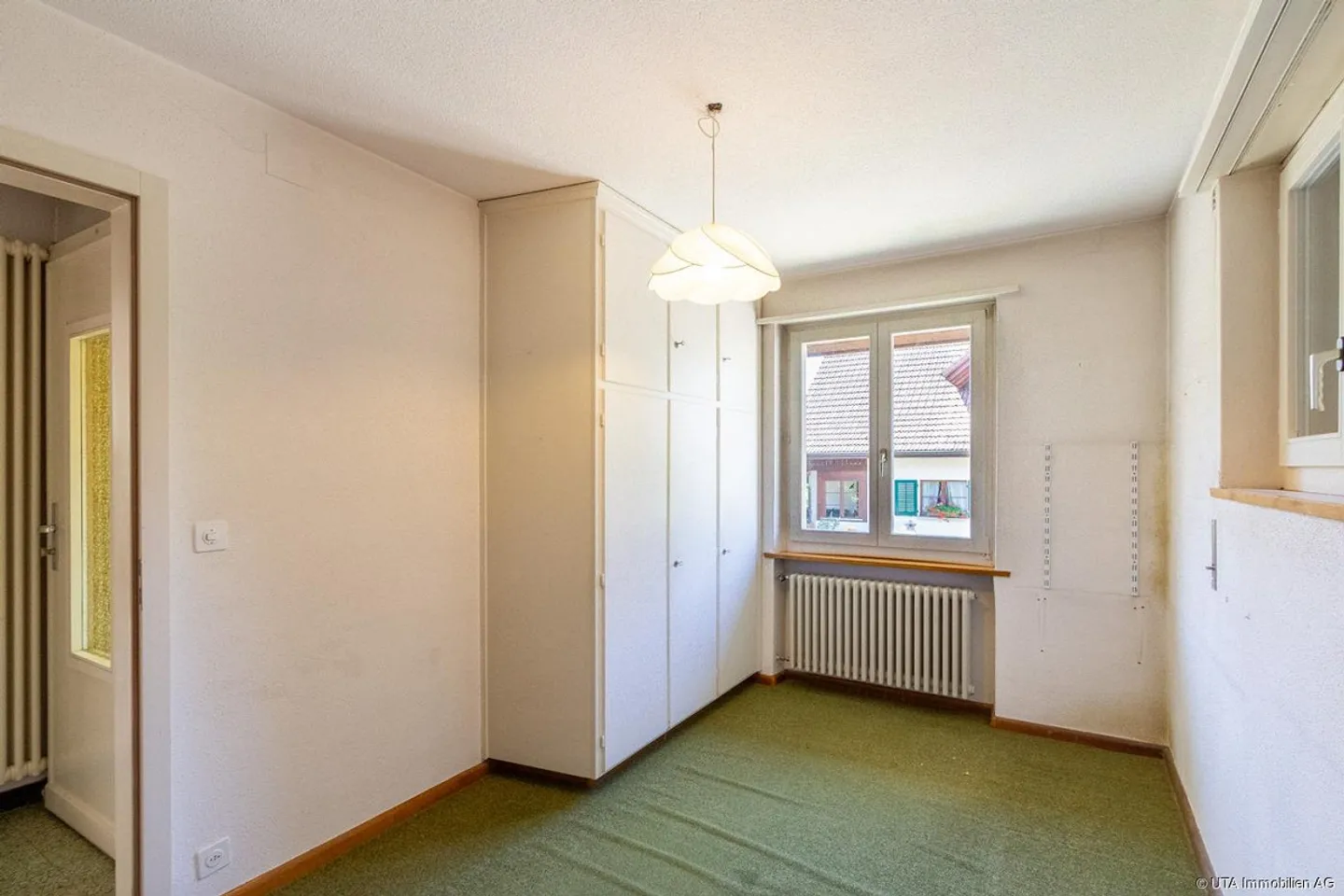 Single-family house with renovation potential, directly adjacent to the Lan - Photo 7 of 19